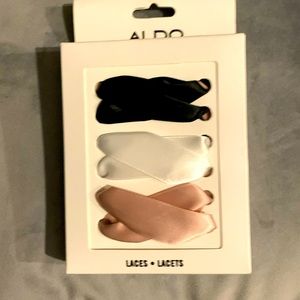 Aldo Set of 3 Colors/Shiny Shoe Laces New in box